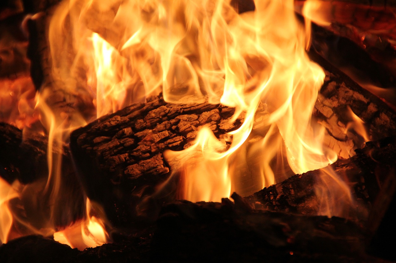 Expert Fireplace Cleaning in Melrose, MA Professional Fireplace Cleaning Services In Melrose Massachusetts